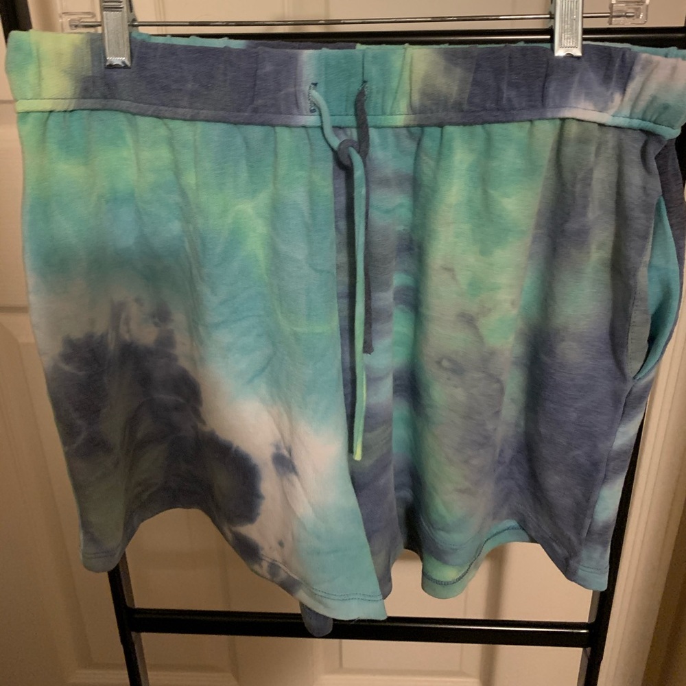 Oddy Tie Dye Shorts